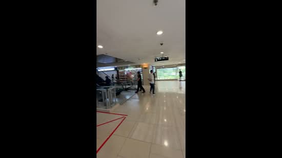 Lucky Plaza, 304 Orchard Road, 527 sqft, Mall Shop For Rent, by Mark Liao, 500084958 - CommercialGuru.com.sg