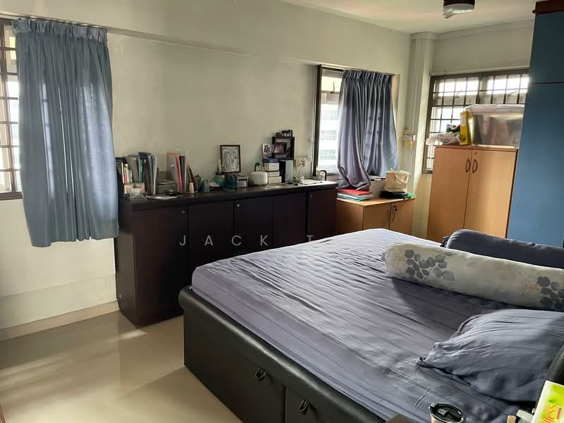 640 Bedok Reservoir Road HDB Flat For Sale at S$ 1,000,000 | PropertyGuru Singapore - Bedroom
