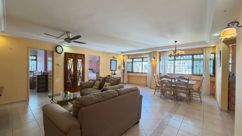 572 Pasir Ris Street 53, 572 Pasir Ris Street 53, 3 Bedrooms, 1,216 sqft, HDB Flat For Sale, by Patrick Chee, 500084964 - Living Room - PropertyGuru.com.sg