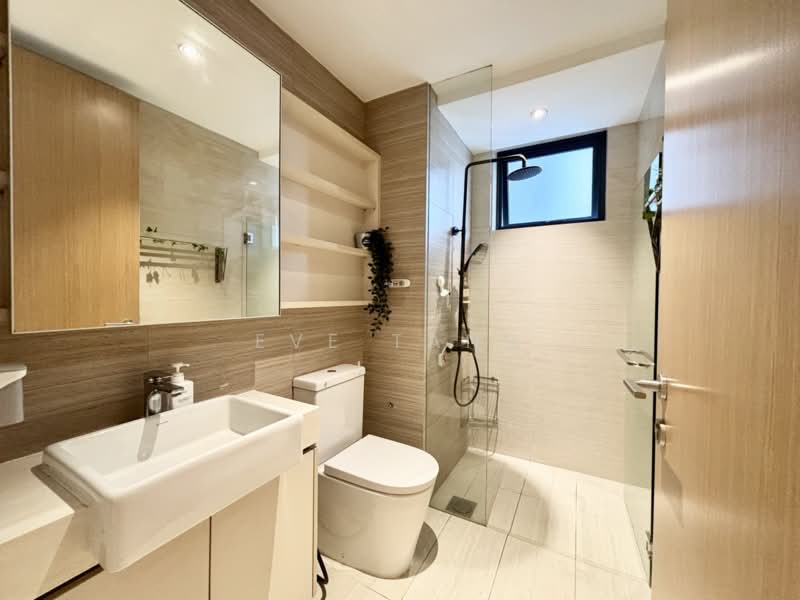 High Park Residences, 23 Fernvale Road, 3 Bedrooms, 893 sqft, Condominium For Sale, by Eve Tang, 500084977 - Bathroom - PropertyGuru.com.sg