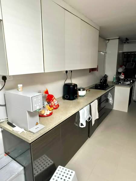 25 Marsiling Drive, 25 Marsiling Drive, Room Rental, 140 sqft, HDB Flat For Rent, by Sen Hock Yi (HY) 陈学毅, 500084998 - Kitchen - PropertyGuru.com.sg