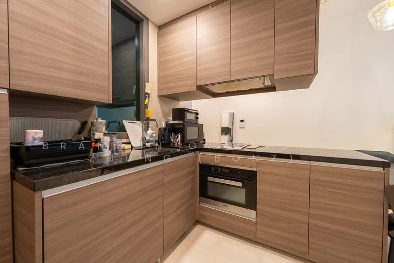8 Saint Thomas Condominium For Sale at S$ 1,699,999 | PropertyGuru Singapore - Kitchen