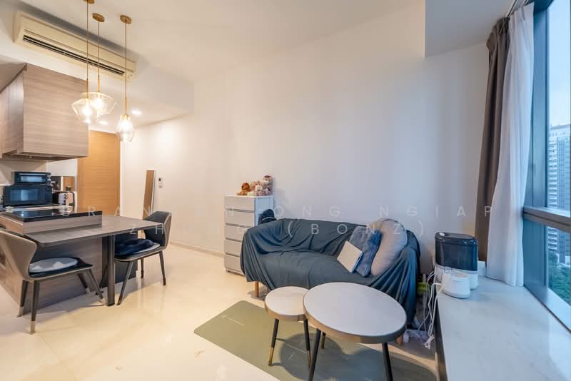 8 Saint Thomas Condominium For Sale at S$ 1,699,999 | PropertyGuru Singapore - Living Room