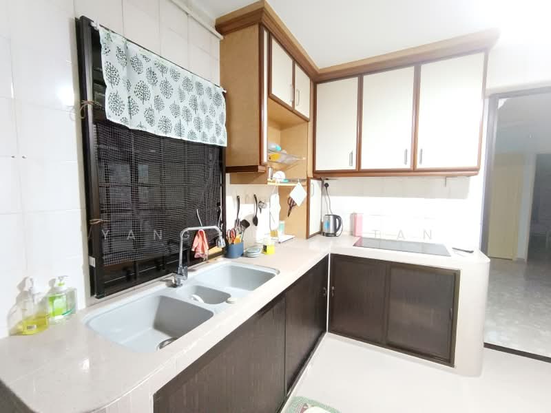 711 Tampines Street 71, 711 Tampines Street 71, Room Rental, 100 sqft, HDB Flat For Rent, by Yang Liang Tan, 500085016 - Kitchen - PropertyGuru.com.sg