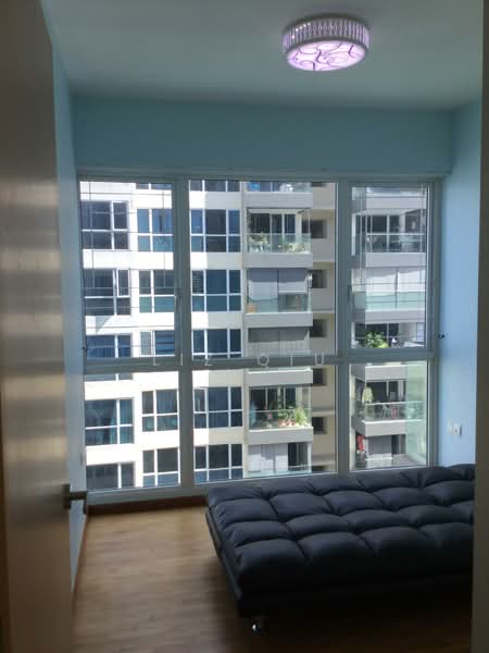 The Tampines Trilliant, 33 Tampines Central 7, 3 Bedrooms, 1,130 sqft, Executive Condominium For Rent, by Liz Qiu, 500085028 - View - PropertyGuru.com.sg