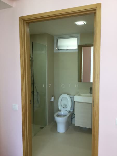 The Tampines Trilliant, 33 Tampines Central 7, 3 Bedrooms, 1,130 sqft, Executive Condominium For Rent, by Liz Qiu, 500085028 - Bathroom - PropertyGuru.com.sg