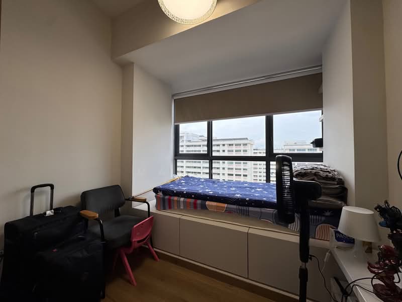 Coco Palms, 21 Pasir Ris Grove, 3 Bedrooms, 904 sqft, Condominium For Rent, by Mak G Y, 500085040 - Bedroom - PropertyGuru.com.sg