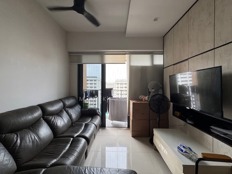 Coco Palms, 21 Pasir Ris Grove, 3 Bedrooms, 904 sqft, Condominium For Rent, by Mak G Y, 500085040 - Living Room - PropertyGuru.com.sg