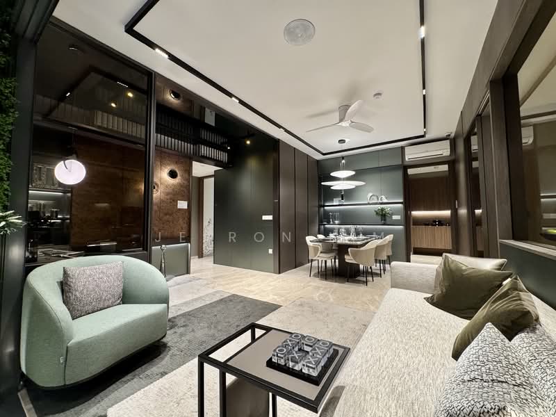 The Continuum Condominium For Sale at S$ 2,880,000 | PropertyGuru Singapore - Living Room