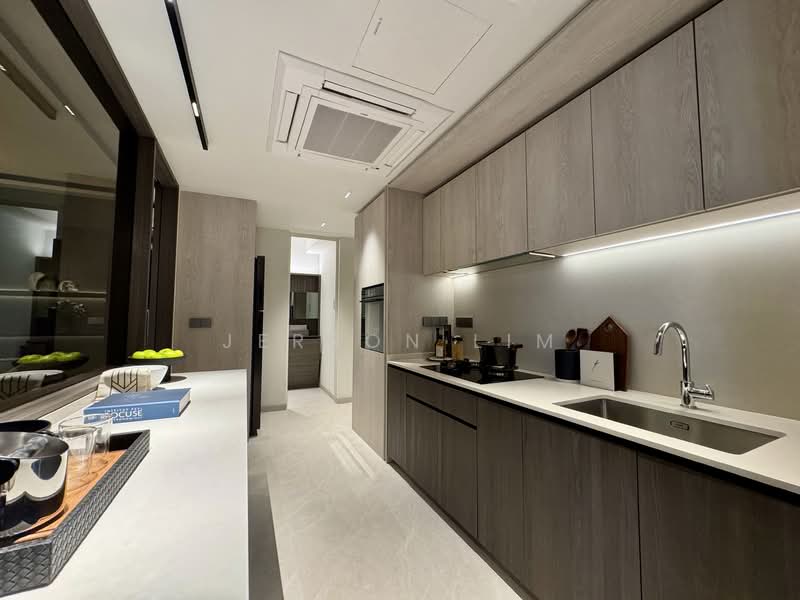 The Continuum Condominium For Sale at S$ 2,880,000 | PropertyGuru Singapore - Kitchen