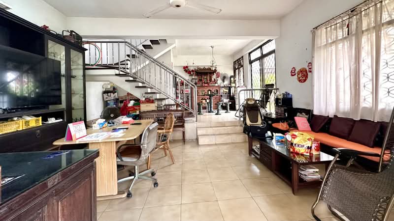 Sunrise Villa Corner Terrace For Sale at S$ 4,240,000 | PropertyGuru Singapore - Living Room