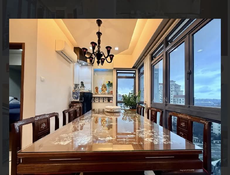 Sanctuary Green Condominium For Sale at S$ 3,680,000 | PropertyGuru Singapore - Dining Room