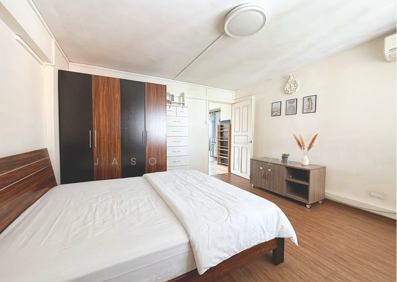 757 Yishun Street 72 HDB Flat For Sale at S$ 700,000 | PropertyGuru Singapore - Bedroom 2