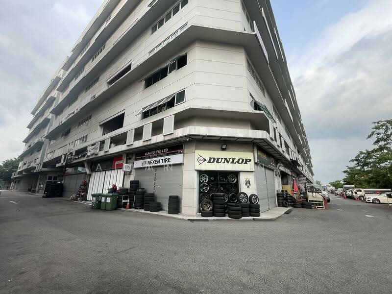 Pioneer Point, 5 Soon Lee Street, Boon Lay / Jurong / Tuas, 1,066 sqft, Factory / Workshop (B2) For Sale, by Allan Chong, 500085081 - Exterior - CommercialGuru.com.sg