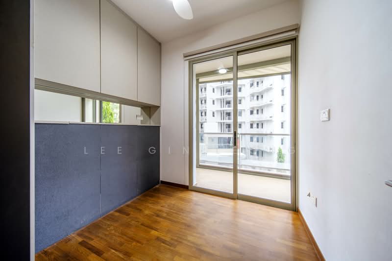 Sea Horizon, 1 Pasir Ris Rise, 3 Bedrooms, 1,163 sqft, Executive Condominium For Rent, by Lee Gin Leong, 500085082 - Balcony - PropertyGuru.com.sg