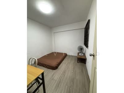 For Rent - 184C Rivervale Crescent