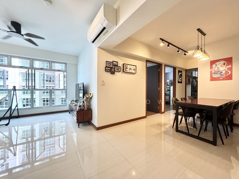 126D Canberra Street HDB Flat For Sale at S$ 750,000 | PropertyGuru Singapore - Living Room