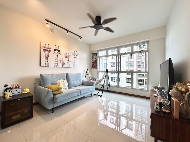 126D Canberra Street HDB Flat For Sale at S$ 750,000 | PropertyGuru Singapore - Living Room
