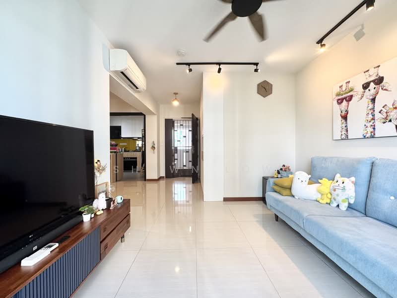 126D Canberra Street HDB Flat For Sale at S$ 750,000 | PropertyGuru Singapore - Living Room