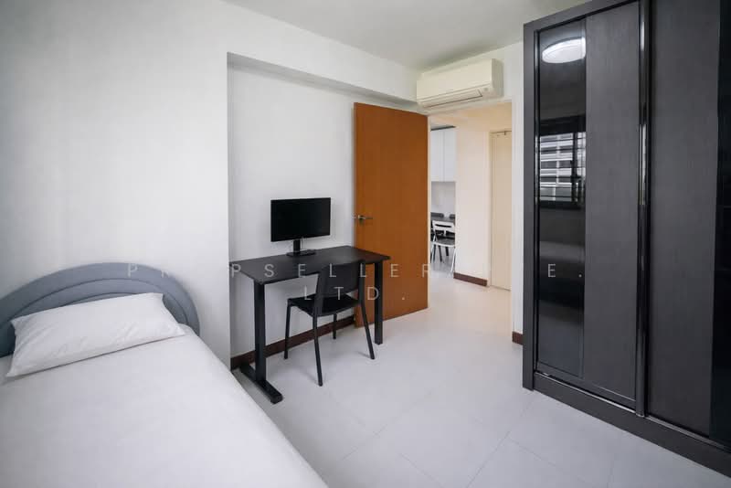 258C Punggol Field HDB Flat For Sale at S$ 650,000 | PropertyGuru Singapore - Bedroom