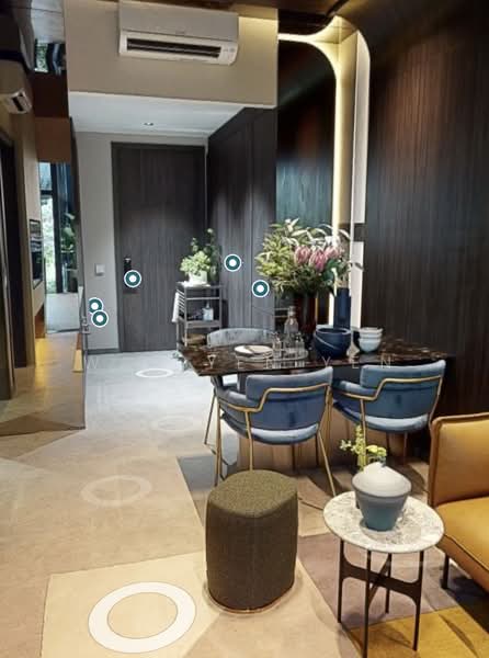 Midtown Modern Condominium For Sale at S$ 1,480,000 | PropertyGuru Singapore - Dining Room