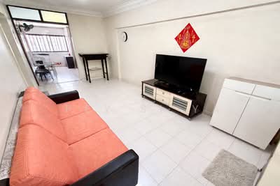 For Sale - 218 Ang Mo Kio Avenue 1