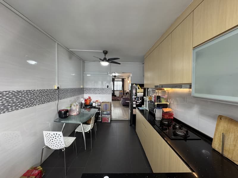 156 Ang Mo Kio Avenue 4, 156 Ang Mo Kio Avenue 4, 2 Bedrooms, 732 sqft, HDB Flat For Sale, by Jeffrey Liew, 500085152 - Kitchen - PropertyGuru.com.sg