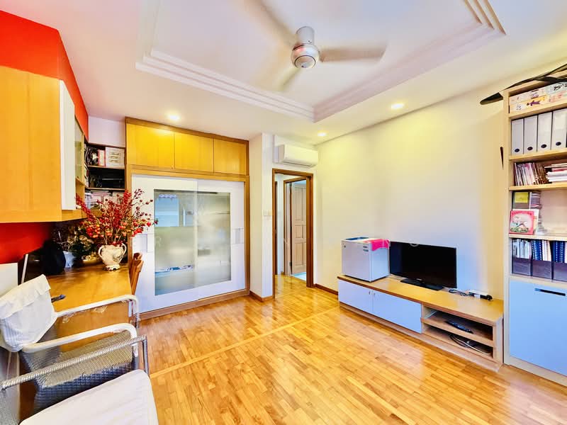The Riverina Terraced House For Sale at S$ 2,900,000 | PropertyGuru Singapore - Bedroom