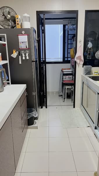 499B Tampines Avenue 9, 499B Tampines Avenue 9, 2 Bedrooms, 721 sqft, HDB Flat For Rent, by Amy Tay, 500085164 - Kitchen - PropertyGuru.com.sg