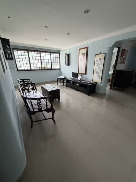450 Hougang Avenue 10, 450 Hougang Avenue 10, Room Rental, 150 sqft, HDB Flat For Rent, by Maggie Mak, 500085166 - Living Room - PropertyGuru.com.sg