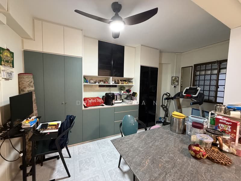 704 Choa Chu Kang Street 53 HDB Flat For Sale at S$ 558,000 | PropertyGuru Singapore - Interior