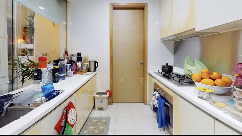 Tree House Condominium For Sale at S$ 2,300,000 | PropertyGuru Singapore - Kitchen