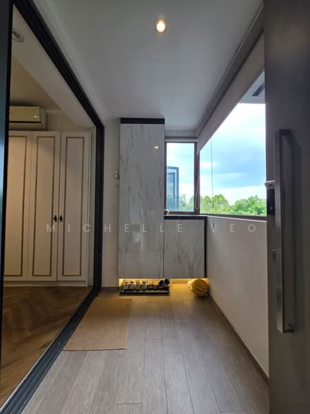 The Criterion Executive Condominium For Sale at S$ 1,600,000 | PropertyGuru Singapore - Balcony