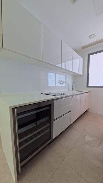 Verdure @ Holland Park Cluster House For Sale at S$ 4,800,000 | PropertyGuru Singapore - Kitchen