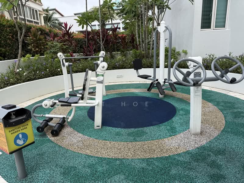 Sunglade, 1 Serangoon Avenue 2, 2 Bedrooms, 1,030 sqft, Condominium For Rent, by WT Hoe, 500085223 - Exterior - PropertyGuru.com.sg