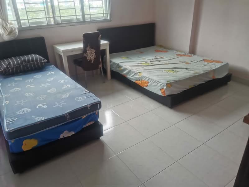 98 Bedok North Avenue 4 HDB Flat For Sale at S$ 650,000 | PropertyGuru Singapore - Bedroom