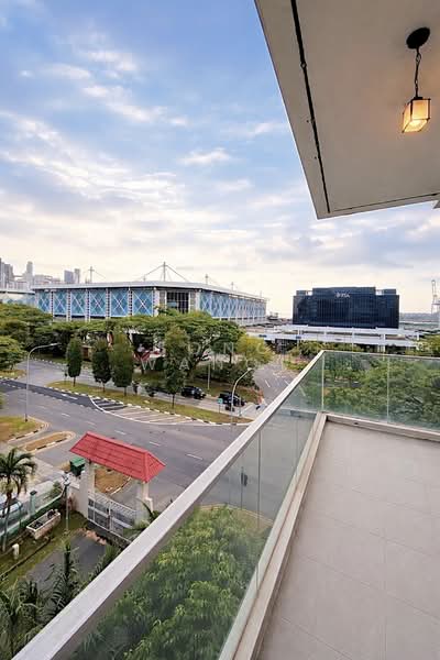Harbour Suites @ Kampong Bahru Condominium For Sale at S$ 1,180,000 | PropertyGuru Singapore - Balcony