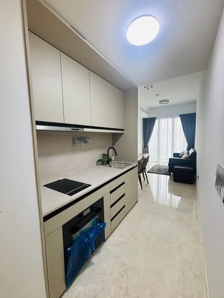 Hill House, 10A-11 Institution Hill, 10B, 2 Bedrooms, 624 sqft, Condominium For Rent, by Max Lee, 500085255 - Kitchen - PropertyGuru.com.sg