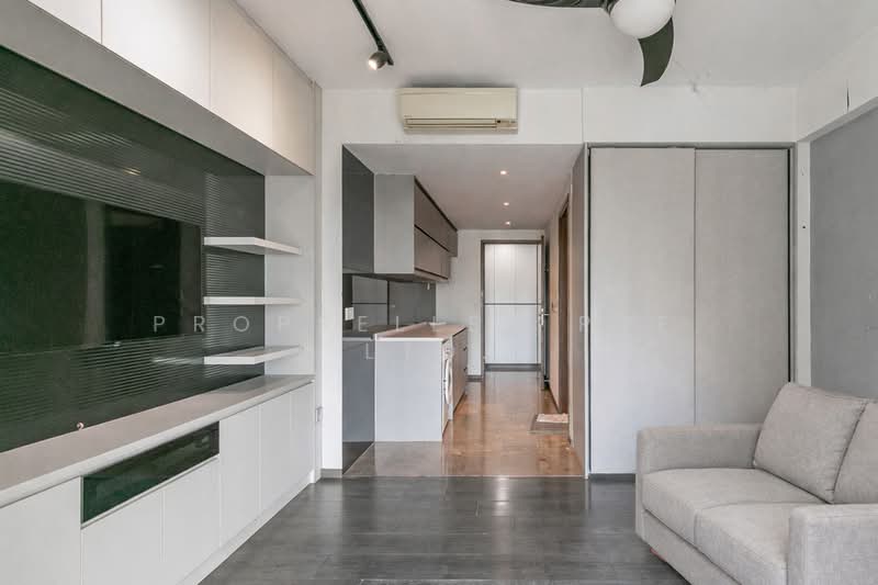 River Isles Condominium For Sale at S$ 2,260,000 | PropertyGuru Singapore - Living Room