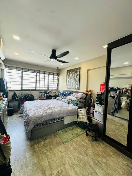 279 Tampines Street 22 HDB Flat For Sale at S$ 750,000 | PropertyGuru Singapore - Bedroom