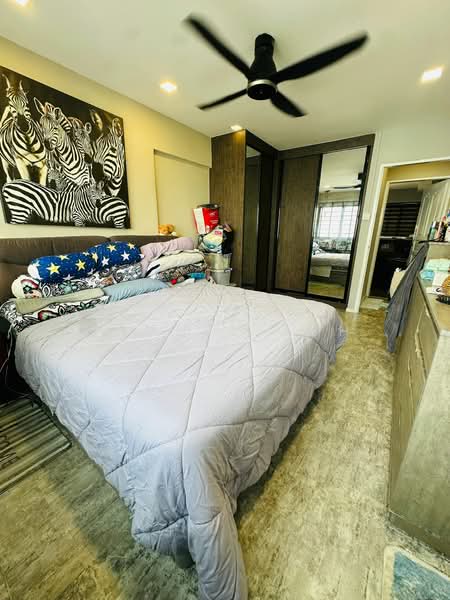 279 Tampines Street 22 HDB Flat For Sale at S$ 750,000 | PropertyGuru Singapore - Bedroom