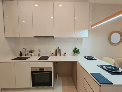 For Sale - Kovan Jewel