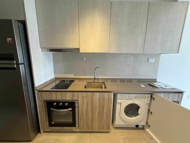 High Park Residences, 21 Fernvale Road, Studio, 376 sqft, Condominium For Rent, by Kamal Karim, 500085292 - Kitchen - PropertyGuru.com.sg