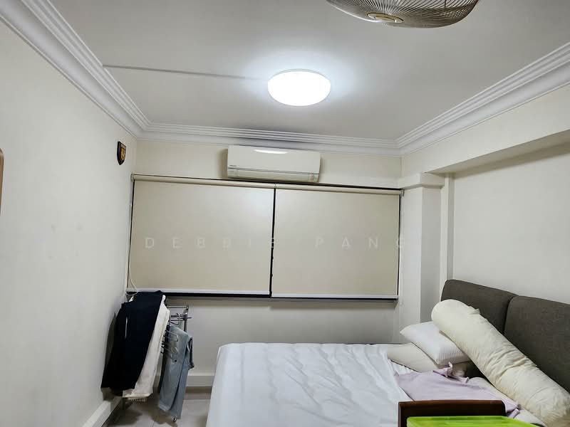 466 Hougang Avenue 8 HDB Flat For Sale at S$ 968,888 | PropertyGuru Singapore - Bedroom