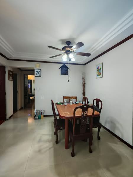 152 Lorong 2 Toa Payoh HDB Flat For Sale at S$ 908,888 | PropertyGuru Singapore - Dining Room