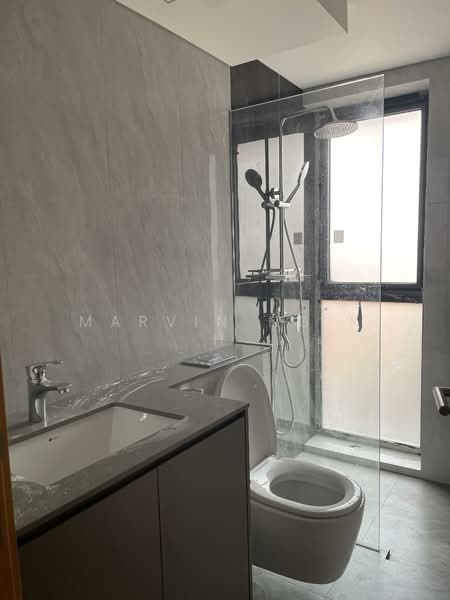 Portchester Avenue Semi-Detached House For Sale at S$ 6,999,998 | PropertyGuru Singapore - Bathroom