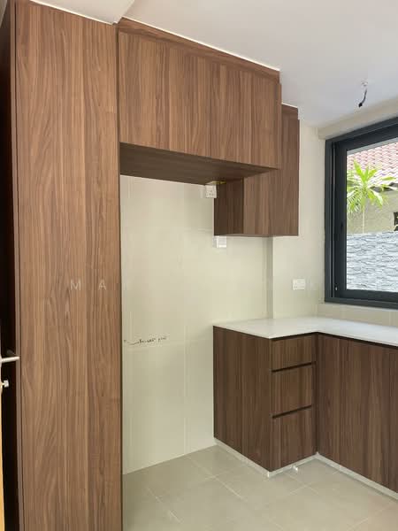 Portchester Avenue Semi-Detached House For Sale at S$ 6,999,998 | PropertyGuru Singapore - Kitchen