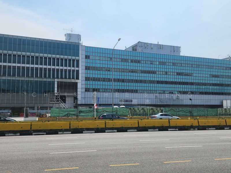 COMMERCIAL SCHOOL / OFFICE @ BUKIT TIMAH, Tanglin / Holland / Bukit Timah, 8,600 sqft, Other Retail For Rent, by Chris Chee Sheng Jie  徐胜杰, 500085307 - Exterior - CommercialGuru.com.sg