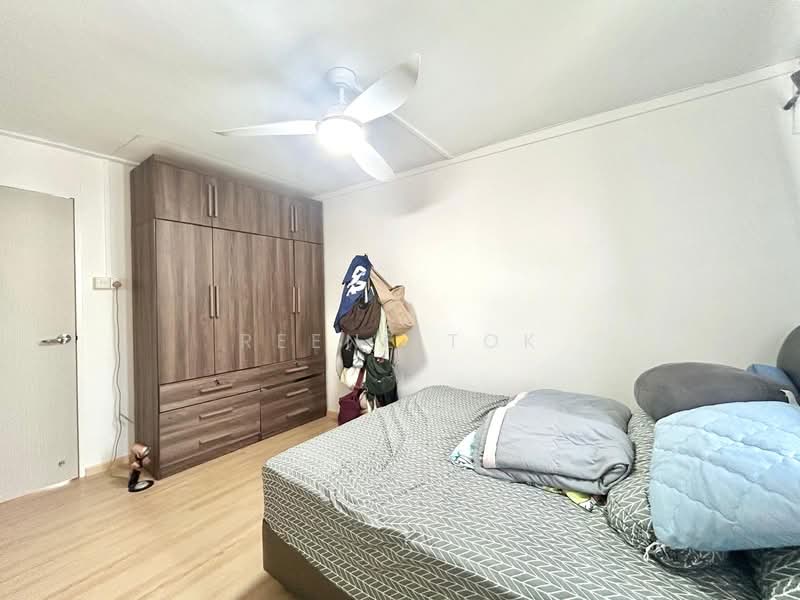 775 Yishun Ring Road HDB Flat For Sale at S$ 530,000 | PropertyGuru Singapore - Bedroom