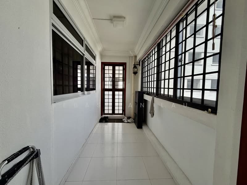 709 Jurong West Street 71, 709 Jurong West Street 71, 3 Bedrooms, 1,539 sqft, HDB Flat For Rent, by Sebastian Lau, 500085324 - Entrance - PropertyGuru.com.sg